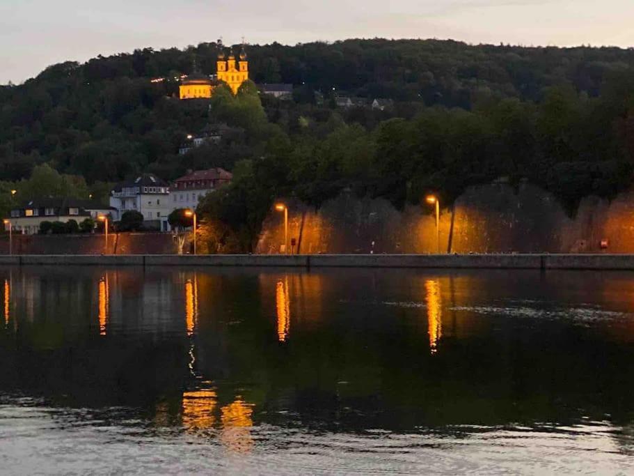 Ferienwohnung Weinbergsblick Optimale Stadtnaehe Ochsenfurt Exterior foto